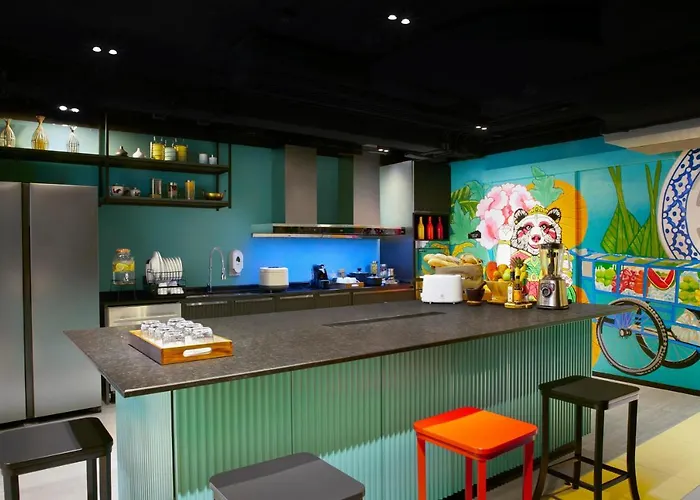 Lyf Sukhumvit 8 4*