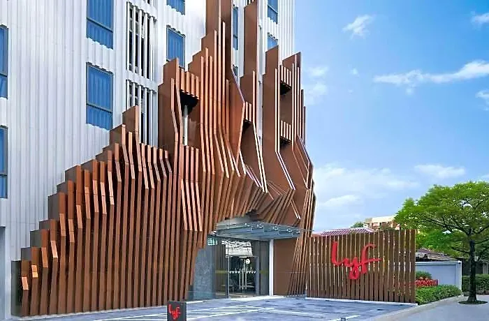 Hotel Lyf Sukhumvit 8 4*