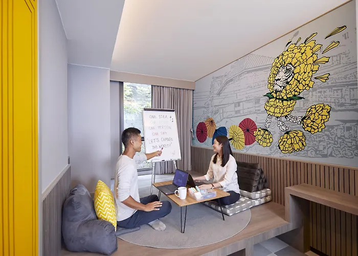 Lyf Sukhumvit 8 מלון 4*