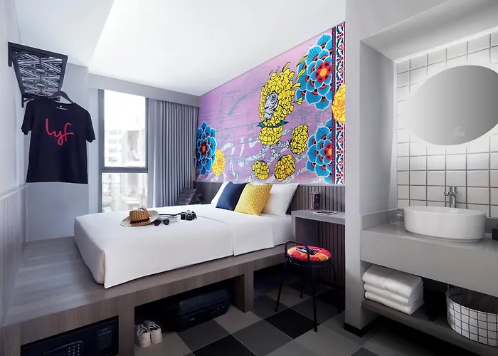Lyf Sukhumvit 8 4* בנגקוק